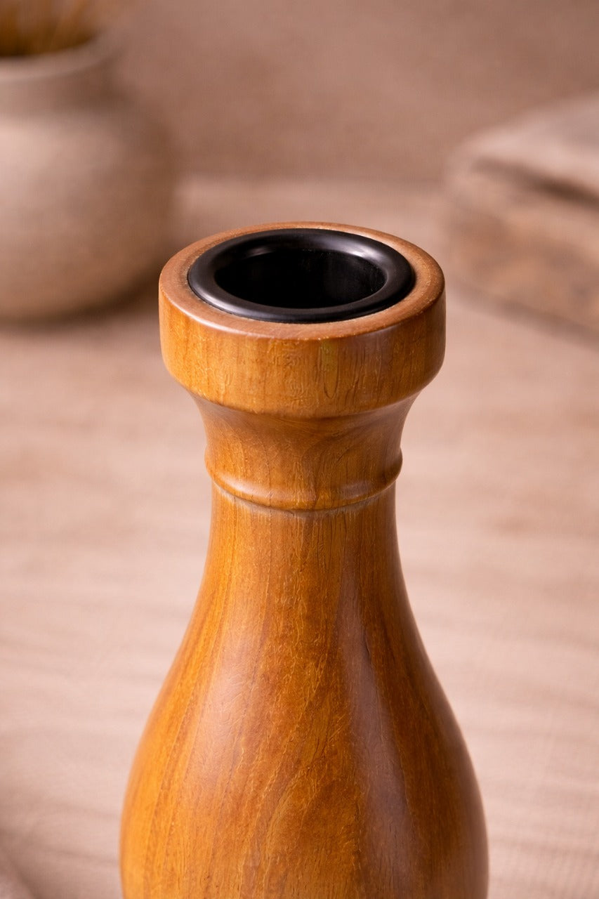 Elara Candlestand