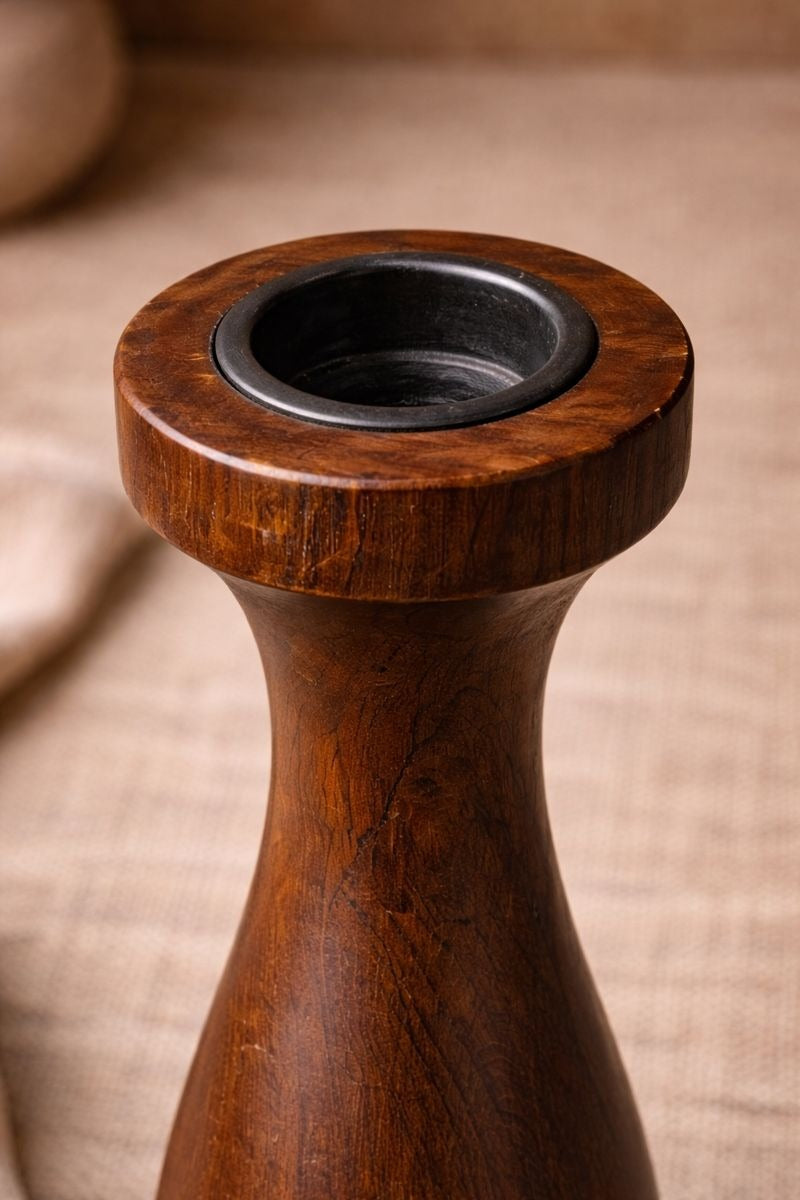 Ira Candlestand