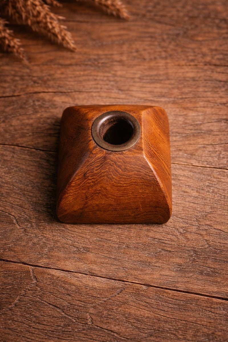 Kivo Candleholder